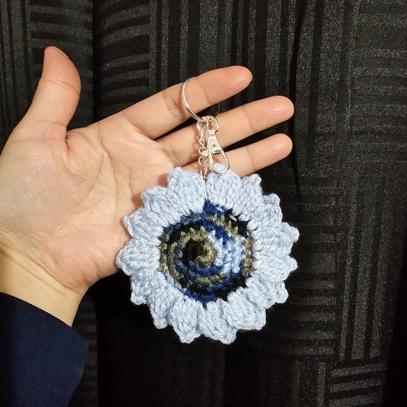 Crochet Keychain - Picture 1 of 2